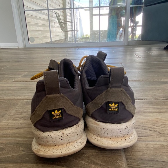 Adidas SL Loop - Picture 4 of 6